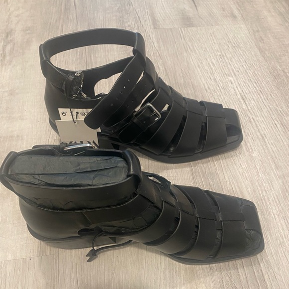 Zara Heeled Leather Cage Sandals - Picture 7 of 12